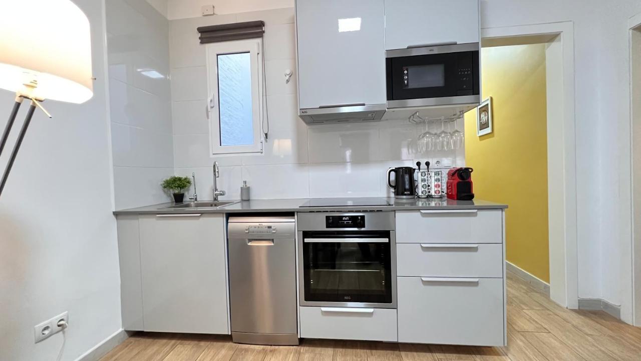 New Camp Nou Apartment/Diret Airport,Beautiful Оспиталет-де-Льобрегат Экстерьер фото